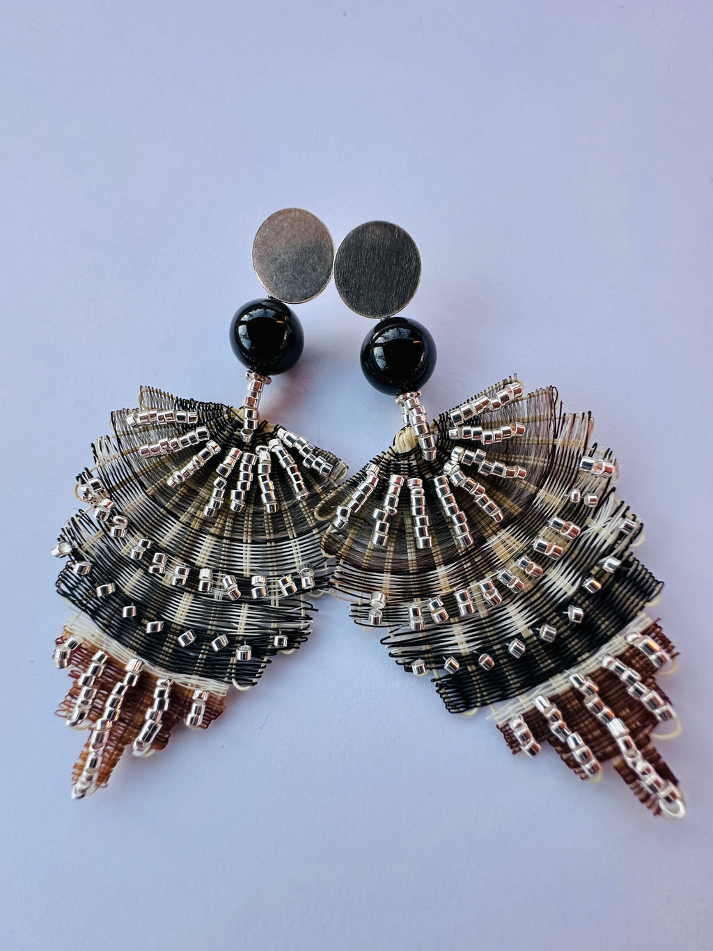 AROS PLUMAS BLACK silver