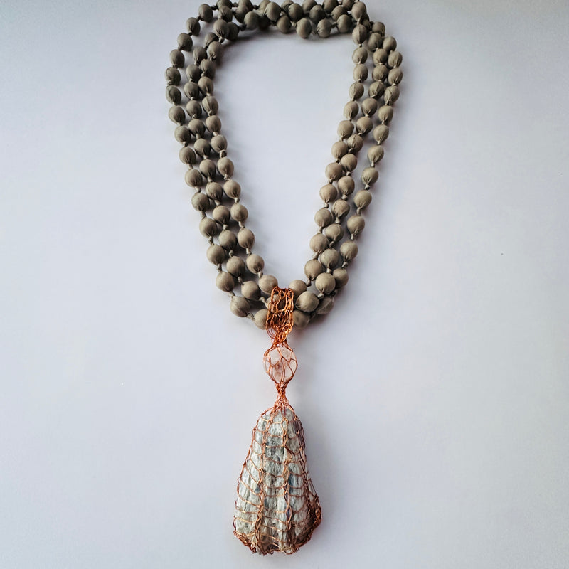 COLLIER TALISMAN RAYON BLEU