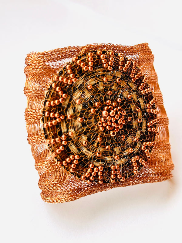 Brazalete círculo de fuego