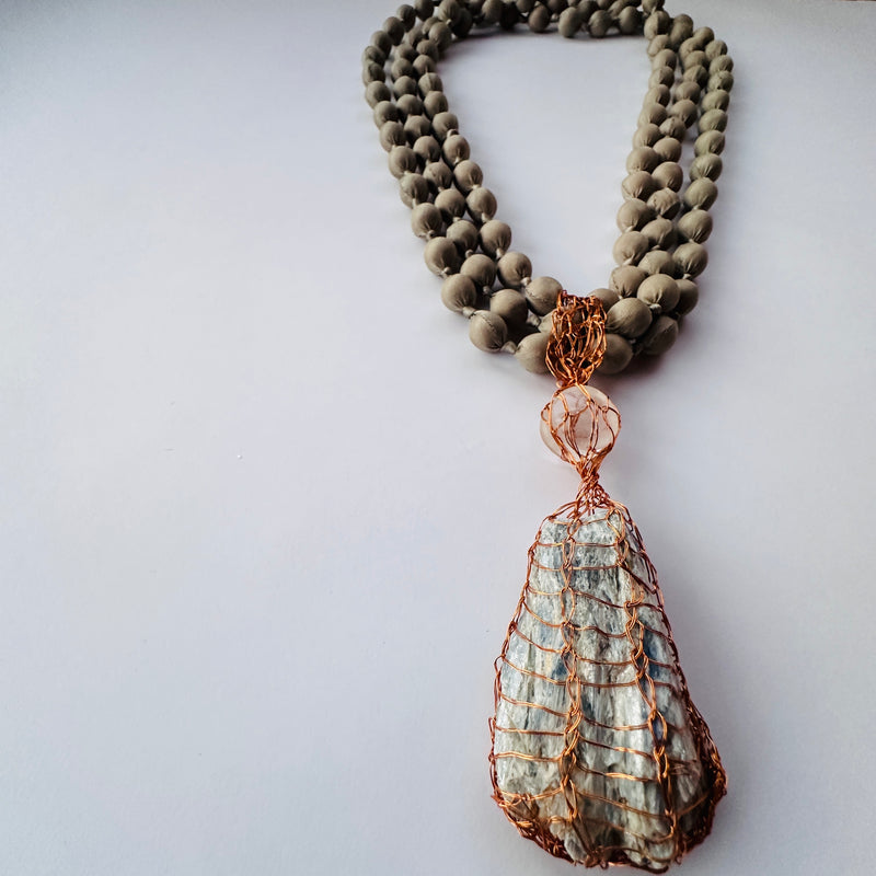 COLLIER TALISMAN RAYON BLEU