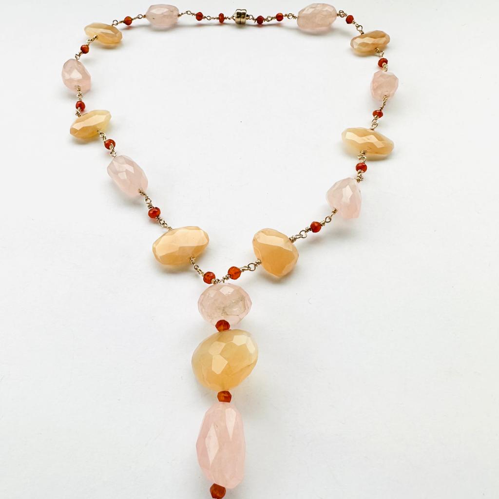 COLLAR GARGANTILLA ROSA