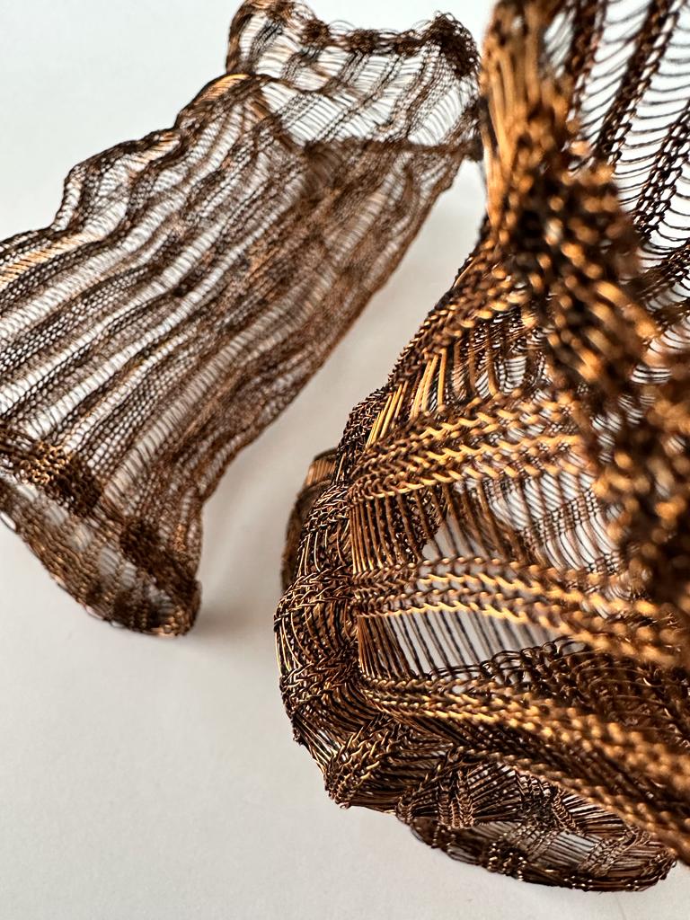 PAR MUÑEQUERAS FLEX BLACK/GOLD/ COPPER/SILVER/RED