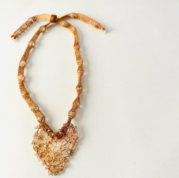 COLLIER NŒUD COEUR EN OR