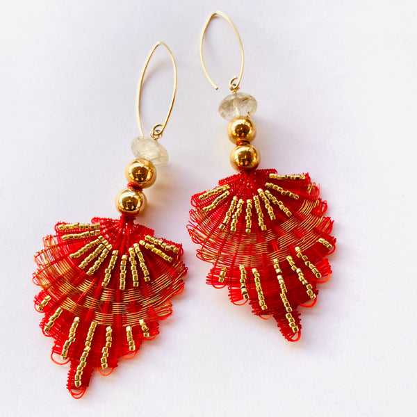 BOUCLES D'OREILLES PLUME ROUGE OR -2