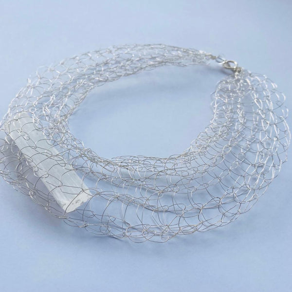 COLLAR GARGANTILLA RED SELENITA SILVER