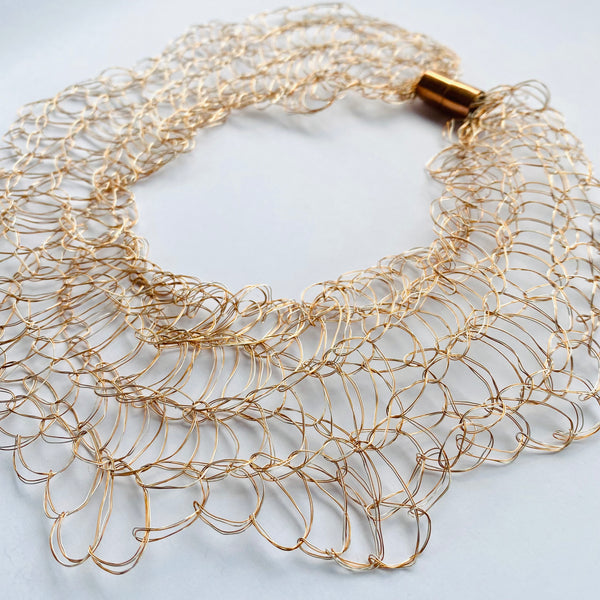 COLLAR GARGANTILLA FUSION