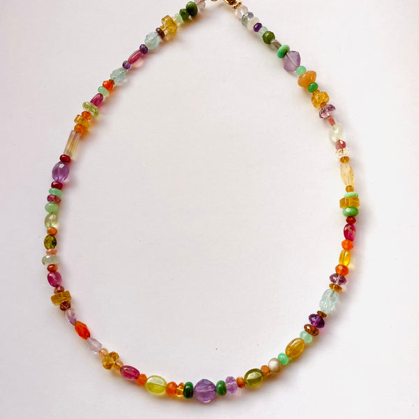 GARAGANTILLA ARCOIRIS 3