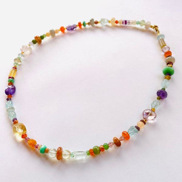 GARAGANTILLA ARCOIRIS 10