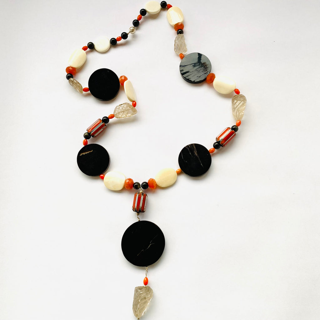 COLLAR FOLK SUN