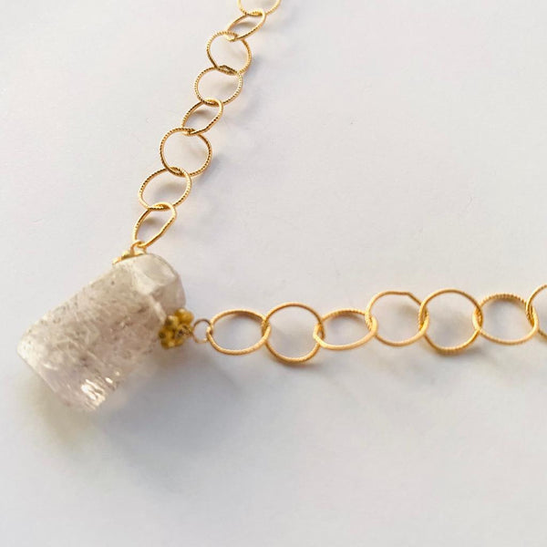 GARGANTILLA KUNZITA GOLD